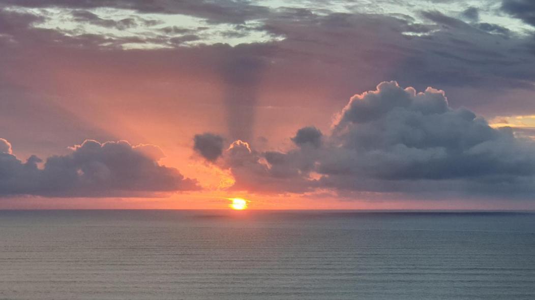 Willa Seaview Retreat -Amazing Ocean Views And Outdoor Bath Waiuku Zewnętrze zdjęcie